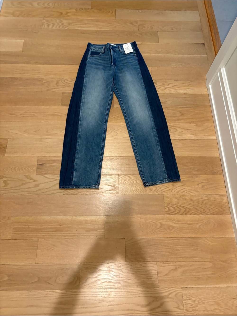 NWT Madewell Two-Tone Denim Barrel-Leg Jeans in Light and Dark Blue